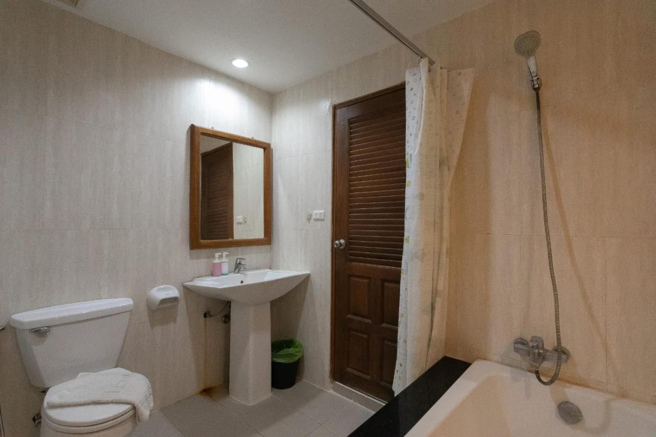 Best Venue Hotel Patong Exterior photo